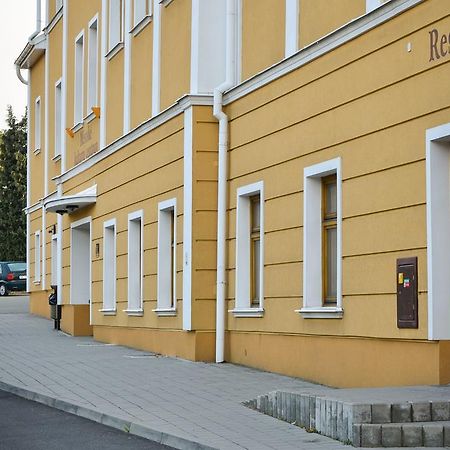 Mestske Kulturni Centrum Ve Fulneku Nový Jičín Exterior foto